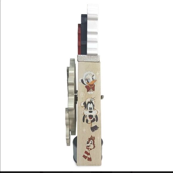 NIB Disney Holiday Decor - Mickey And Minnie Spinning Musical Tabletop Tree - Picture 3 of 5